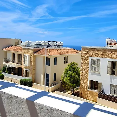 Beautiful Z104 In Vanessa Complex *