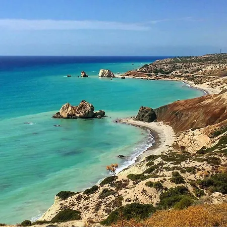 Beautiful Z104 In Vanessa Complex Peyia